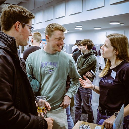 The students then took the opportunity to talk directly with voestalpine employees.