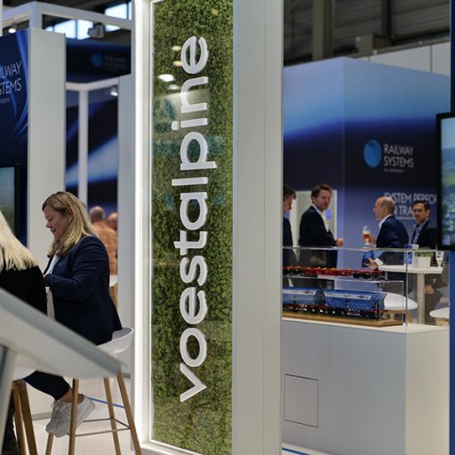 Der voestalpine Messestand auf der diesjährigen Innotrans.