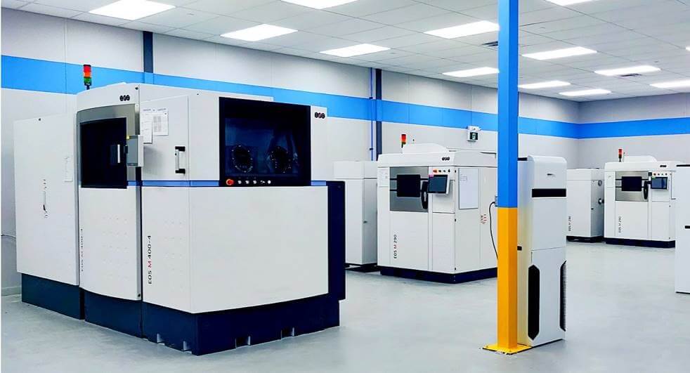 Shop floor showing several Additive Manufacturing machines