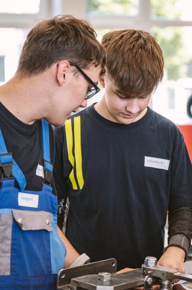 voestalpine Grundausbildung Metalltechnik zusammenbau hebelschere