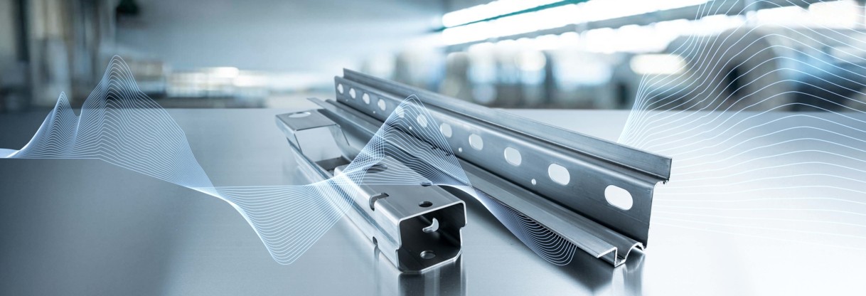 Die Kernkompetenzen der Business Unit Warehouse & Rack Solutions sind Hochregalsilos, manuelle und automatische Lagersysteme sowie widerstandsfähige Straßensicherheitssysteme.