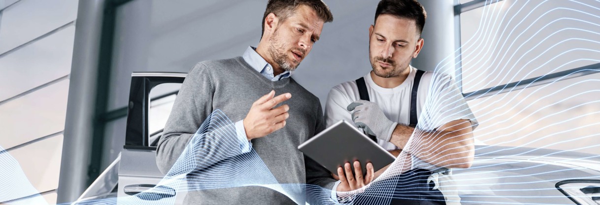 Our professionals combine their comprehensive expertise to offer lightweight, safe, and forward-looking solutions for the automotive industry.