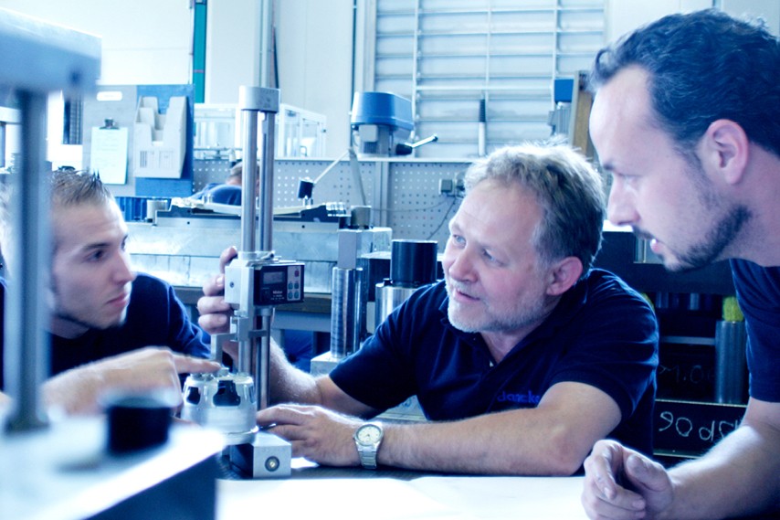 Die voestalpine Automotive Components Birkenfeld GmbH & Co. KG ist ein führender Hersteller von Stanz- und Umformteilen für die Automobilindustrie, spezialisiert auf Cold Stamping, innovative Fertigungstechnologien und Leichtbaulösungen.