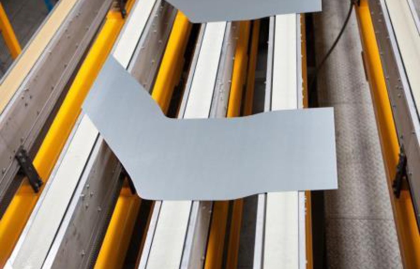 Unsere technischen Möglichkeiten an unserem Standort in Österreich ermöglichen präzise Formplatinen.