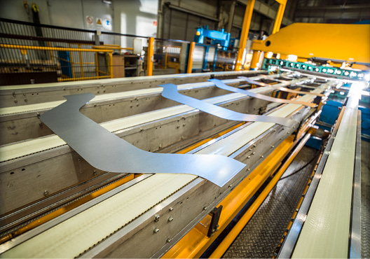 voestalpine liefert passgenaue Formplatinen dank Multiblanking-Technologie.