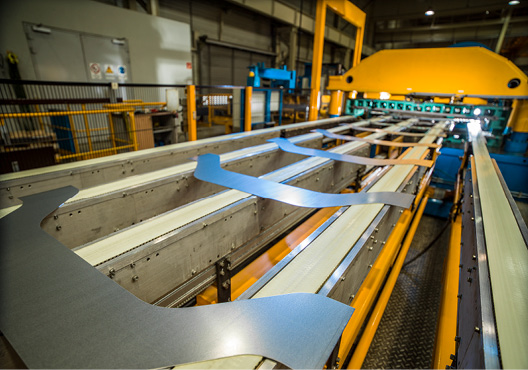 Wir fertigen Trapez- und Parallelogrammzuschnitte ohne zusätzliche Werkzeugkosten.